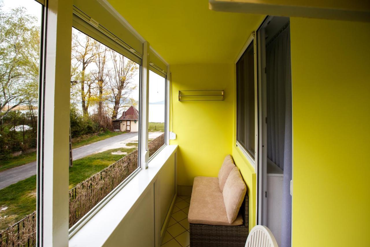 Suello Utcai Apartman Fonyod Vizparti Es Panoramas! On The Waterfront And With Balaton Panorama! Buitenkant foto